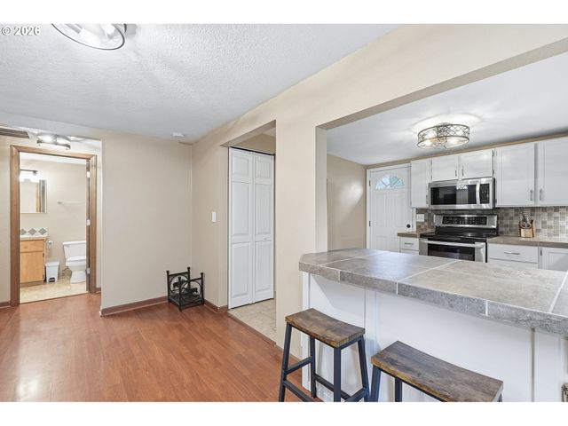 1026 PROSPECT St, Oregon City, OR 97045