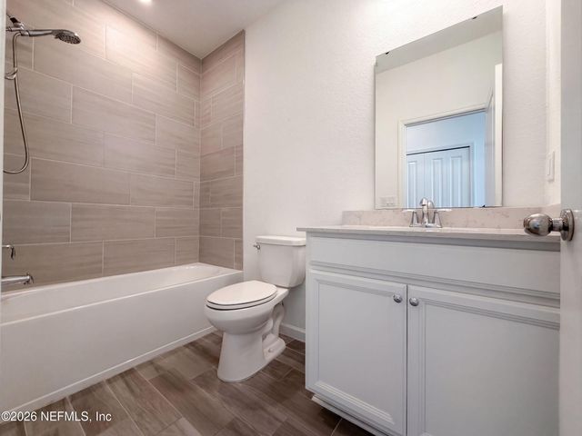 7233 CALAMINT Avenue, Jacksonville, FL 32219