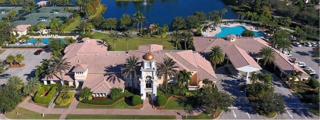 7677 BERGAMO AVENUE, Sarasota, FL 34238