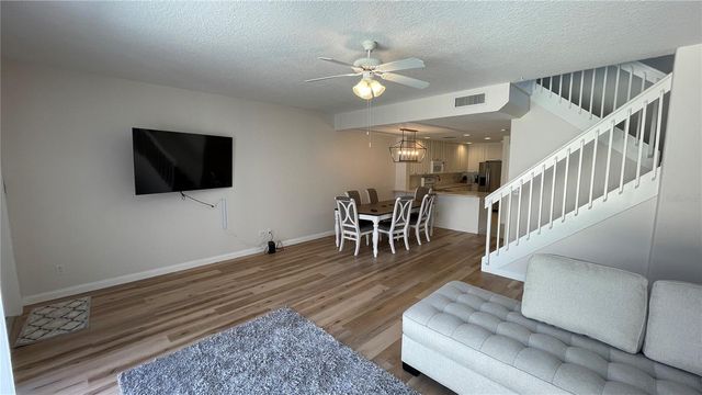 7677 BERGAMO AVENUE, Sarasota, FL 34238