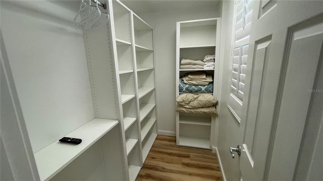 7677 BERGAMO AVENUE, Sarasota, FL 34238