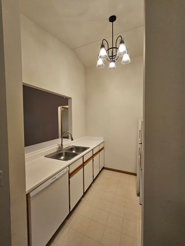 1435 Spring Brook Court 2B, Round Lake Beach, IL 60073