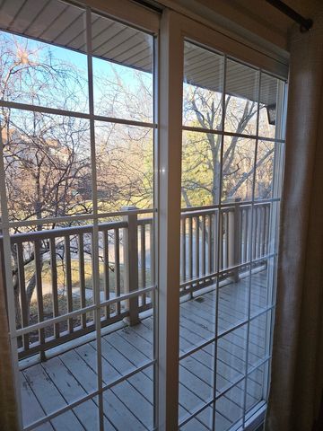 1435 Spring Brook Court 2B, Round Lake Beach, IL 60073