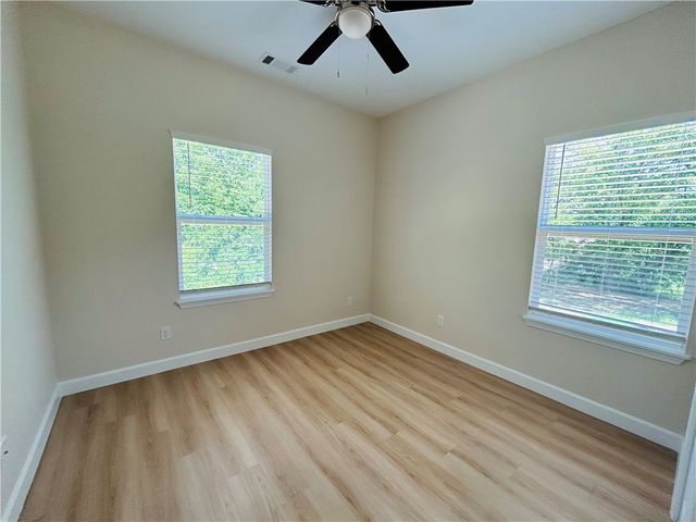 704 E Johnson Avenue A, Springdale, AR 72764