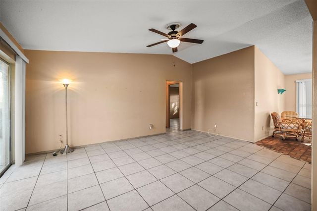 10049 88TH WAY, Seminole, FL 33777