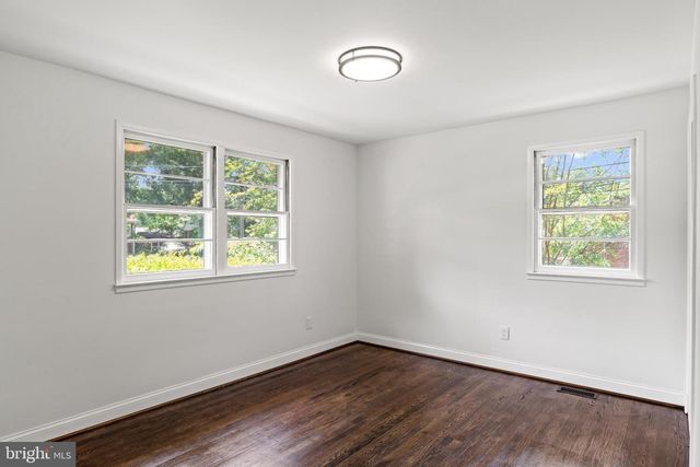 5019 LELAND DR, Oxon Hill, MD 20745