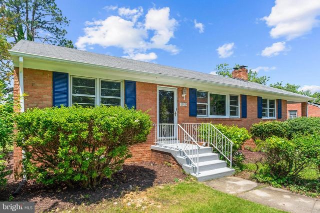 5019 LELAND DR, Oxon Hill, MD 20745