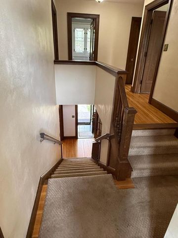 2010 Main STREET, La Crosse, WI 54601