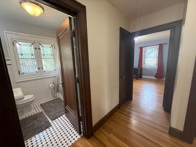 2010 Main STREET, La Crosse, WI 54601