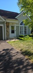 2053 Teton Parkway, Algonquin, IL 60102