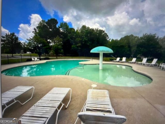 1058 Waverly Drive, Griffin, GA 30224