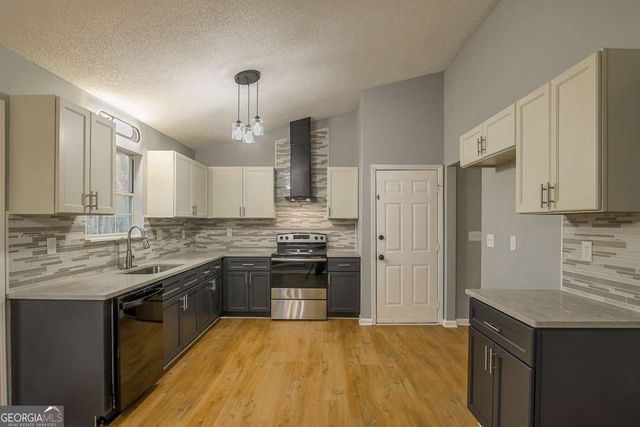 2060 Bedford Court, Lithonia, GA 30058