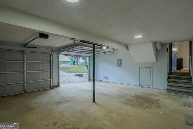 2060 Bedford Court, Lithonia, GA 30058