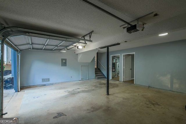 2060 Bedford Court, Lithonia, GA 30058