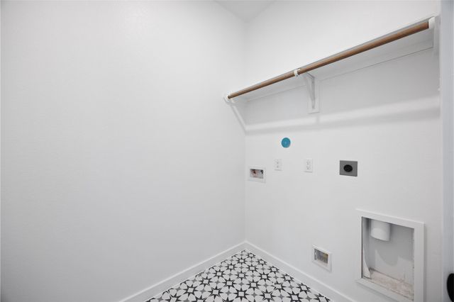 8326 Amethyst Valley Ln, Angleton, TX 77515