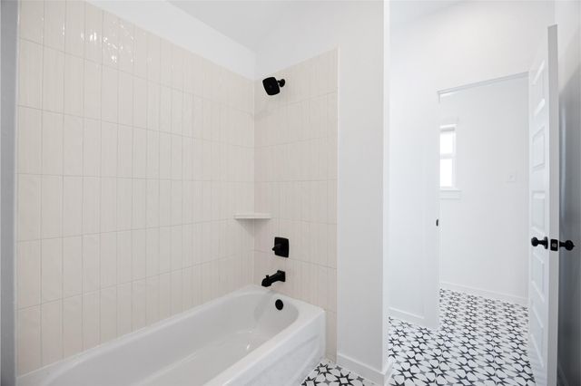 8326 Amethyst Valley Ln, Angleton, TX 77515