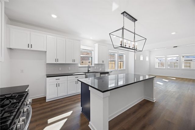 8326 Amethyst Valley Ln, Angleton, TX 77515