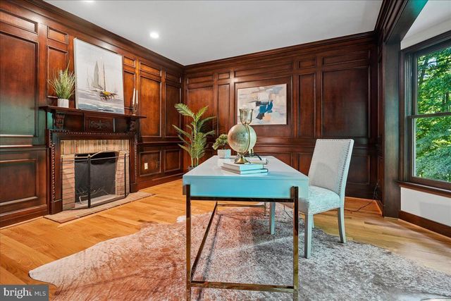 9455 NEWBRIDGE DR, Potomac, MD 20854