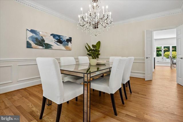 9455 NEWBRIDGE DR, Potomac, MD 20854