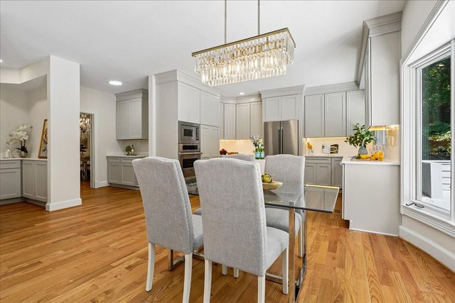 9455 NEWBRIDGE DR, Potomac, MD 20854