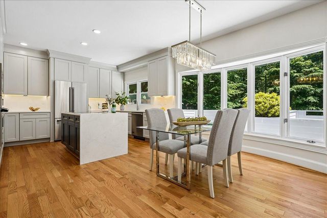 9455 NEWBRIDGE DR, Potomac, MD 20854