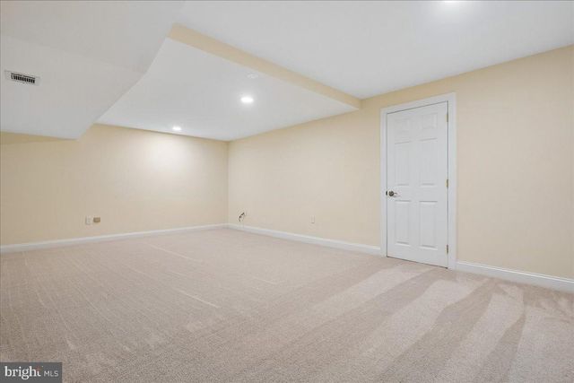 9455 NEWBRIDGE DR, Potomac, MD 20854