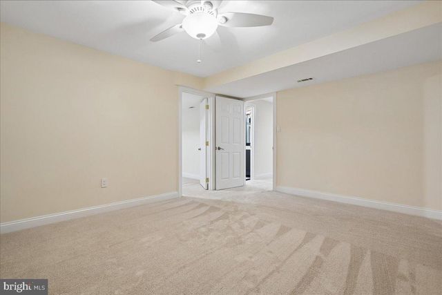 9455 NEWBRIDGE DR, Potomac, MD 20854