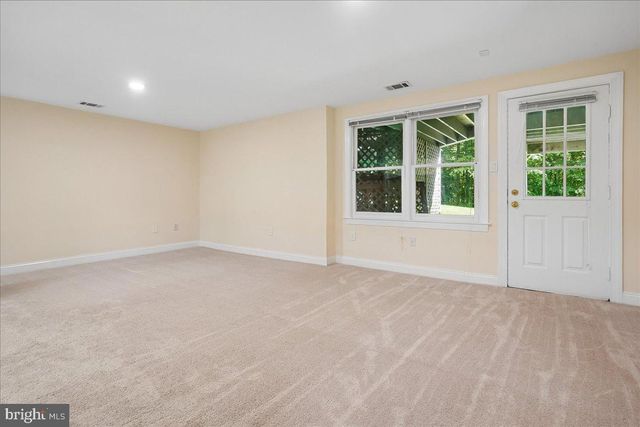 9455 NEWBRIDGE DR, Potomac, MD 20854