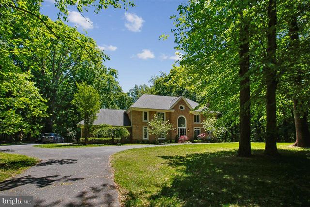 9455 NEWBRIDGE DR, Potomac, MD 20854