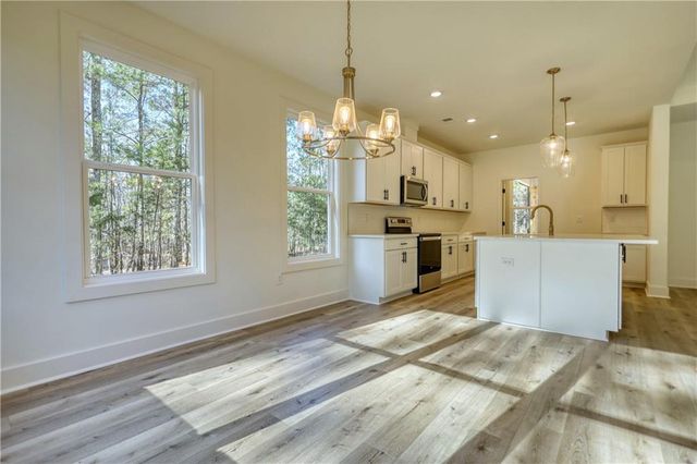 184 Loyd Road, Mansfield, GA 30055