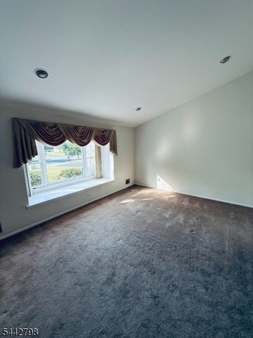 335 Saint Marks Ave, Piscataway Twp., NJ 08854