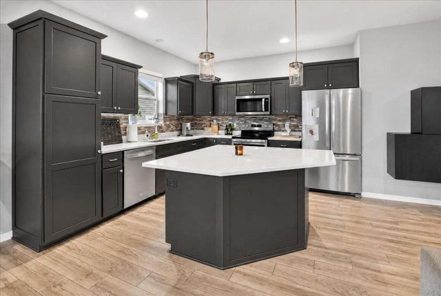 10114 Watts Road, Verona, WI 53593