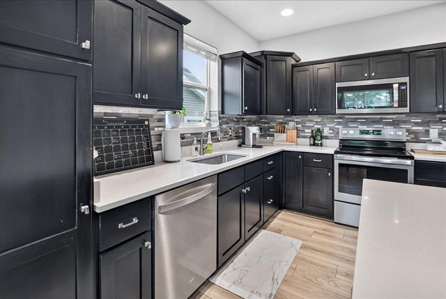 10114 Watts Road, Verona, WI 53593