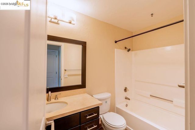 6400 Christie AVE 3213, Emeryville, CA 94608