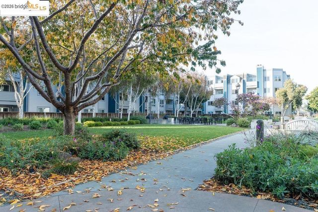 6400 Christie AVE 3213, Emeryville, CA 94608