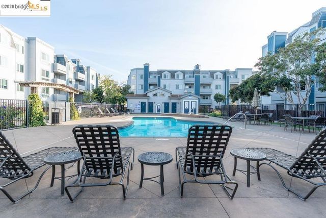 6400 Christie AVE 3213, Emeryville, CA 94608