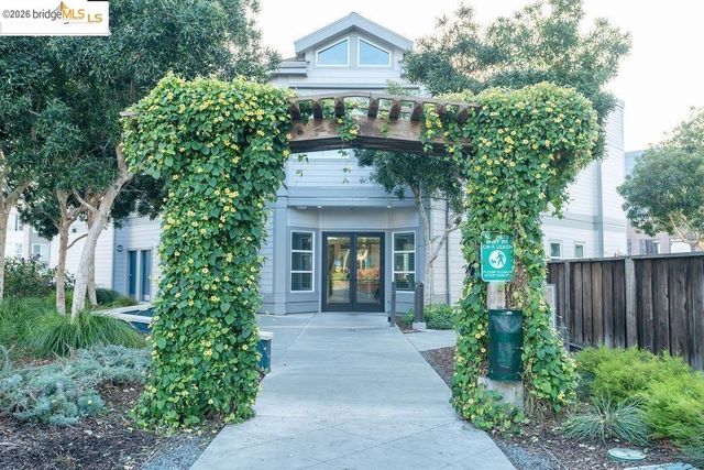 6400 Christie AVE 3213, Emeryville, CA 94608