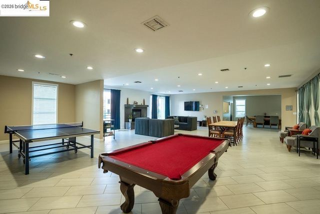 6400 Christie AVE 3213, Emeryville, CA 94608