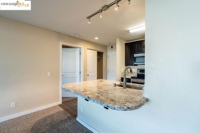 6400 Christie AVE 3213, Emeryville, CA 94608