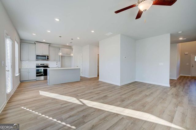 37 Cedar Drive, Fairburn, GA 30213