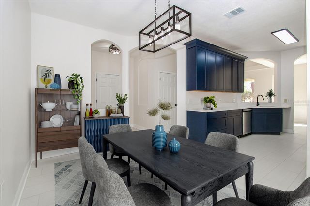 6407 ROSEFINCH COURT 104, Lakewood Ranch, FL 34202