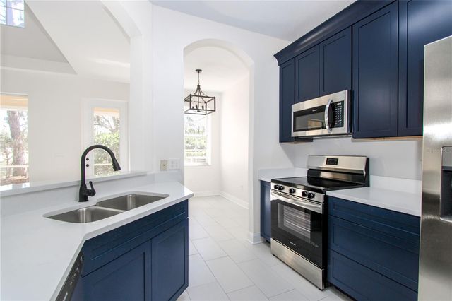 6407 ROSEFINCH COURT 104, Lakewood Ranch, FL 34202