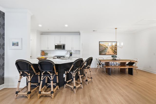 410 Carolina Cherry Court Unit 203, Charleston, SC 29414
