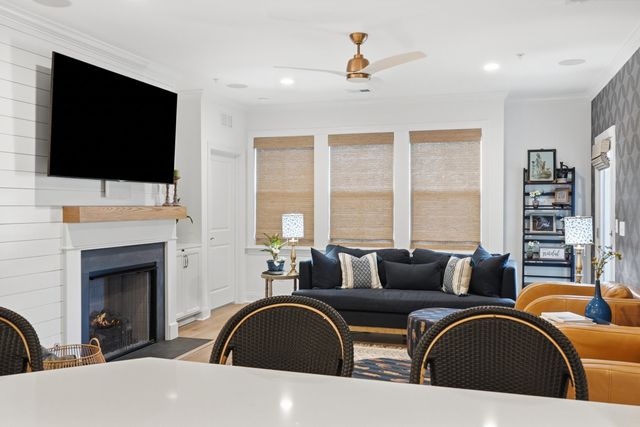 410 Carolina Cherry Court Unit 203, Charleston, SC 29414