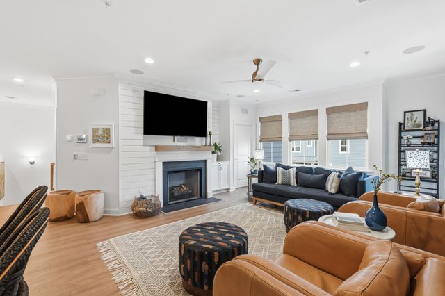 410 Carolina Cherry Court Unit 203, Charleston, SC 29414