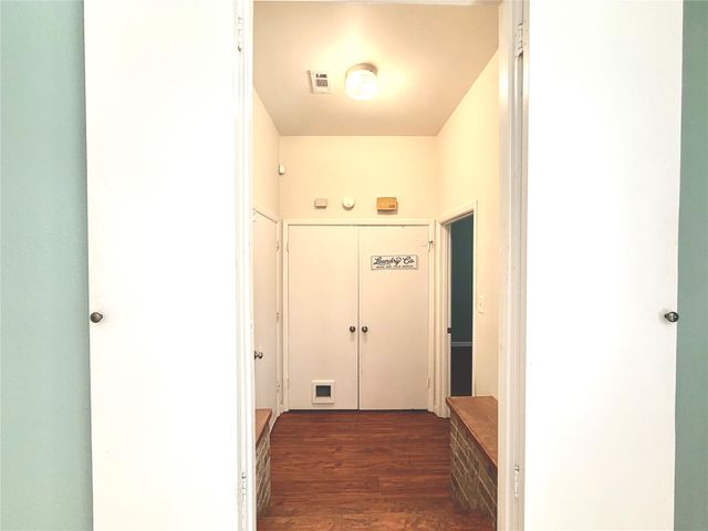 5700 Stage Line Drive, Arlington, TX 76017