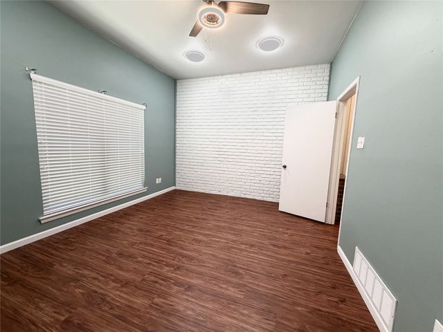 5700 Stage Line Drive, Arlington, TX 76017