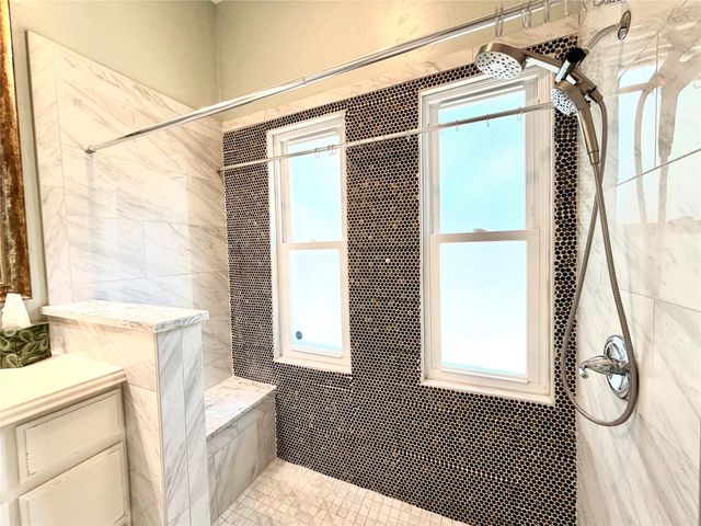 5700 Stage Line Drive, Arlington, TX 76017