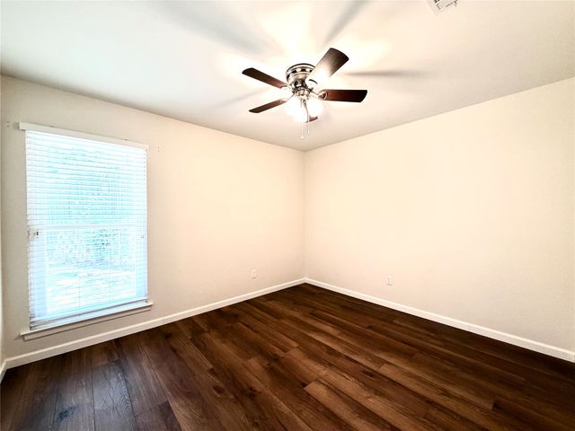 5700 Stage Line Drive, Arlington, TX 76017