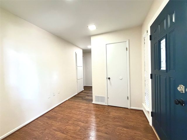 5700 Stage Line Drive, Arlington, TX 76017